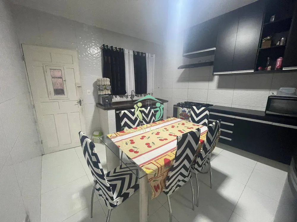 Casa, 3 quartos, 183 m² - Foto 2