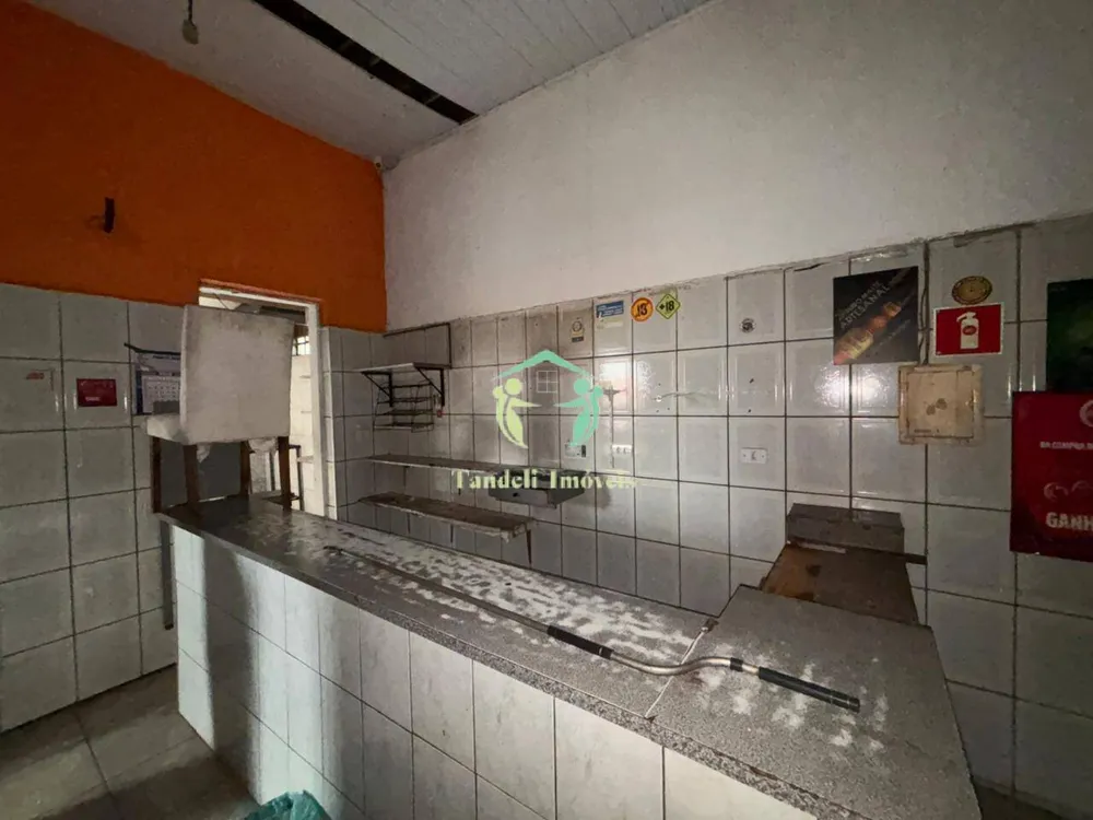 Casa, 2 quartos, 204 m² - Foto 2
