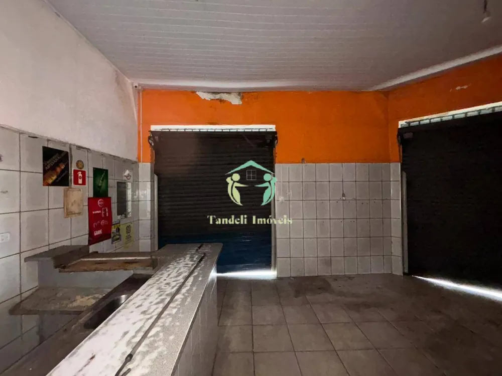Casa, 2 quartos, 204 m² - Foto 1