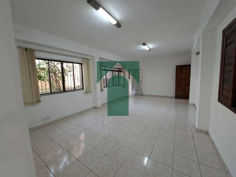 Casa, 3 quartos, 139 m² - Foto 2