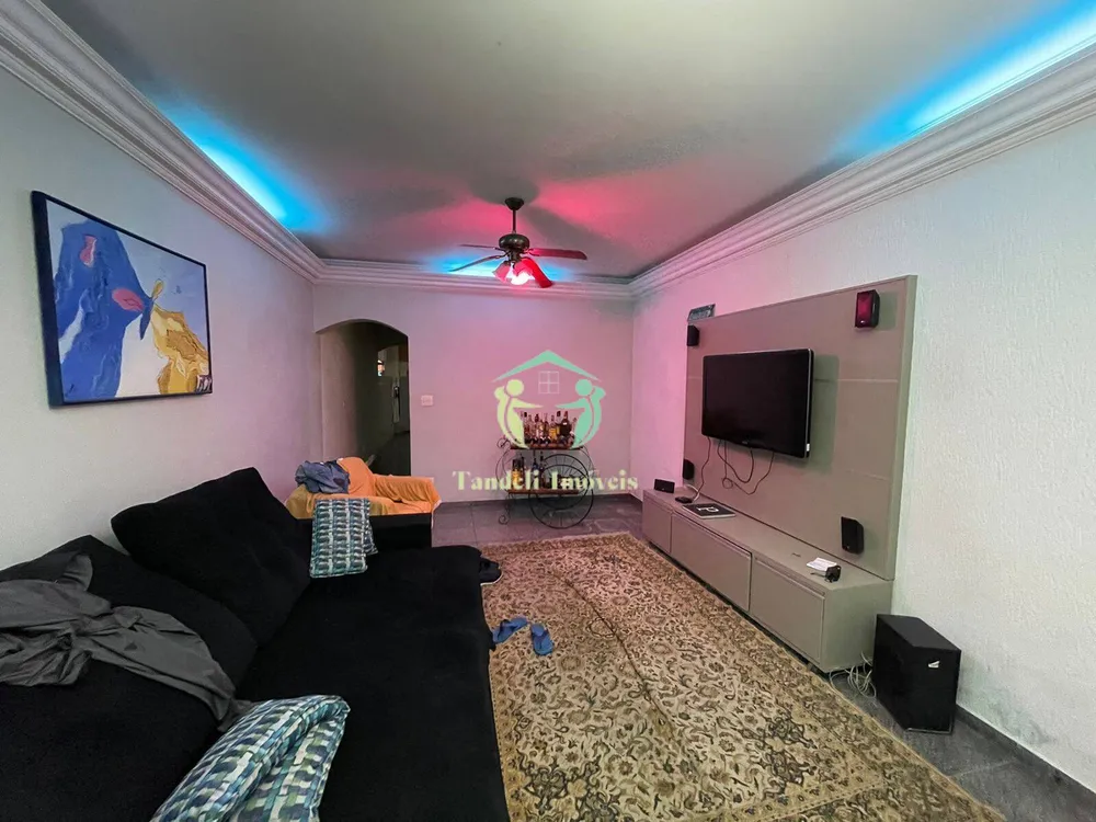 Sobrado, 3 quartos, 209 m² - Foto 2
