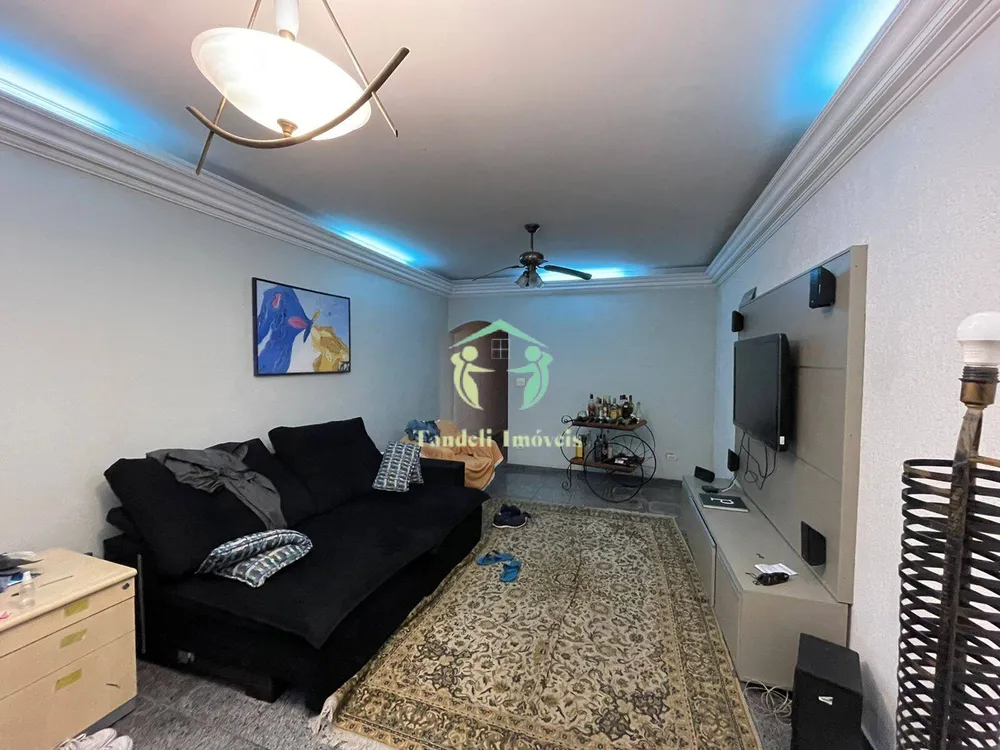 Sobrado, 3 quartos, 209 m² - Foto 1