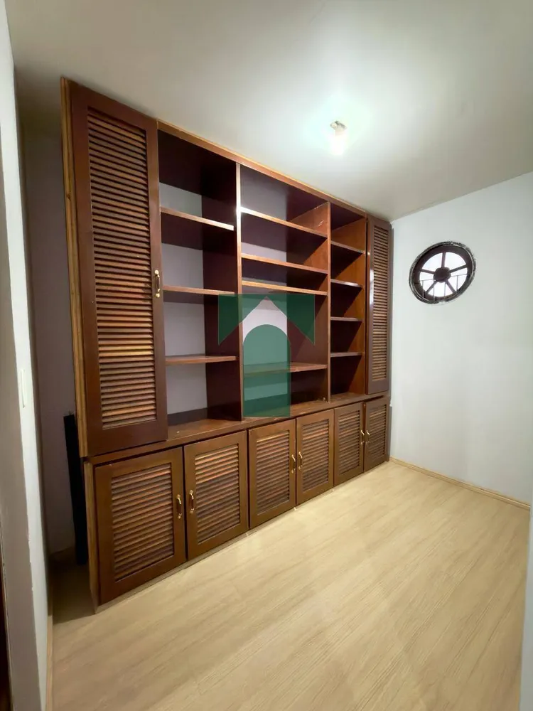 Casa, 3 quartos, 315 m² - Foto 8