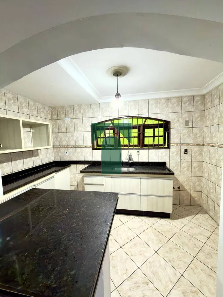 Casa, 3 quartos, 315 m² - Foto 4