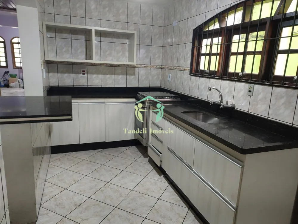 Casa, 3 quartos, 315 m² - Foto 2