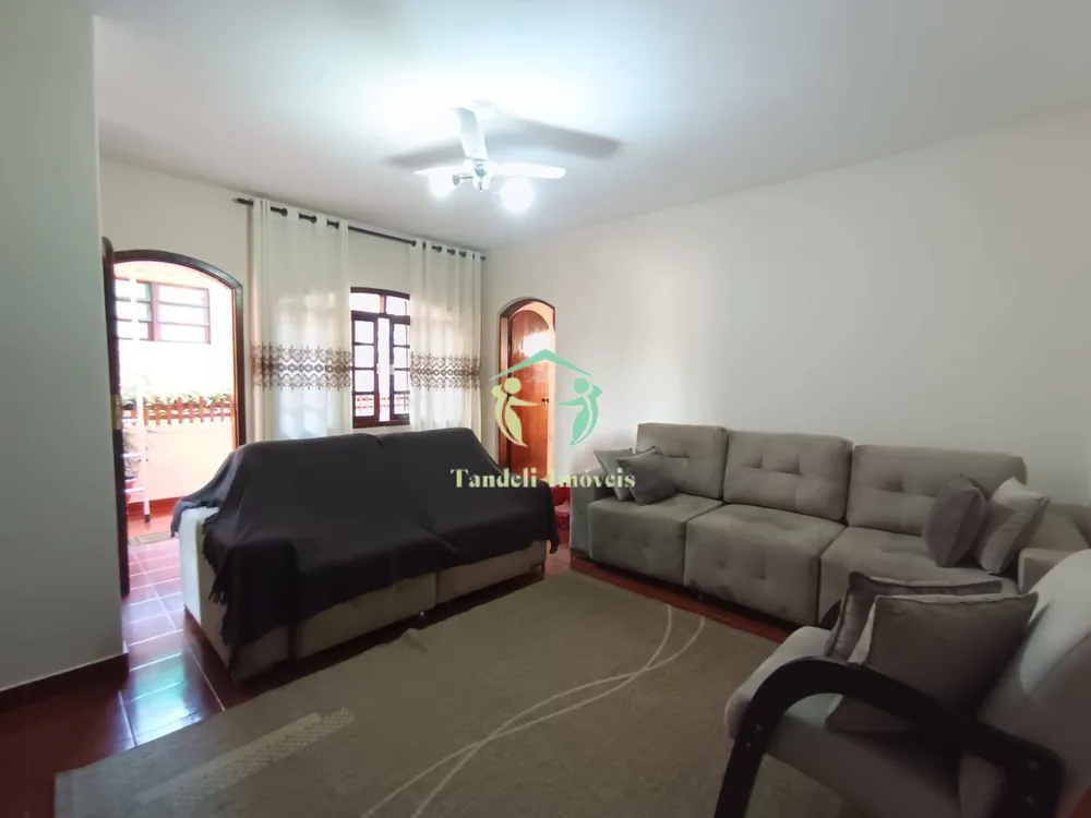 Sobrado, 4 quartos, 196 m² - Foto 1