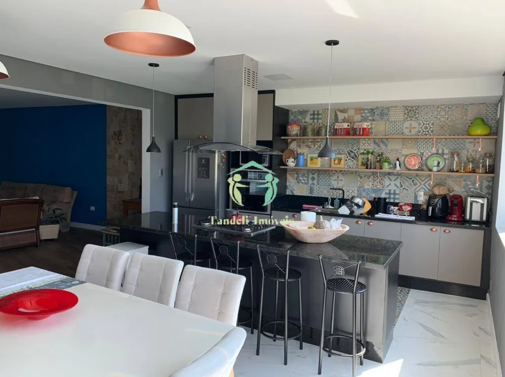 Apartamento, 3 quartos, 220 m² - Foto 5