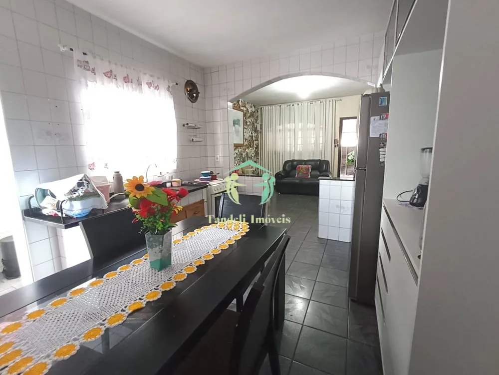 Casa, 5 quartos, 160 m² - Foto 3