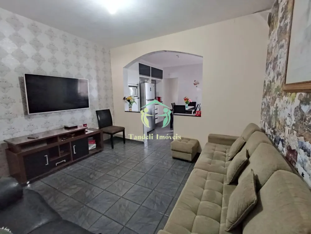 Casa, 5 quartos, 160 m² - Foto 1