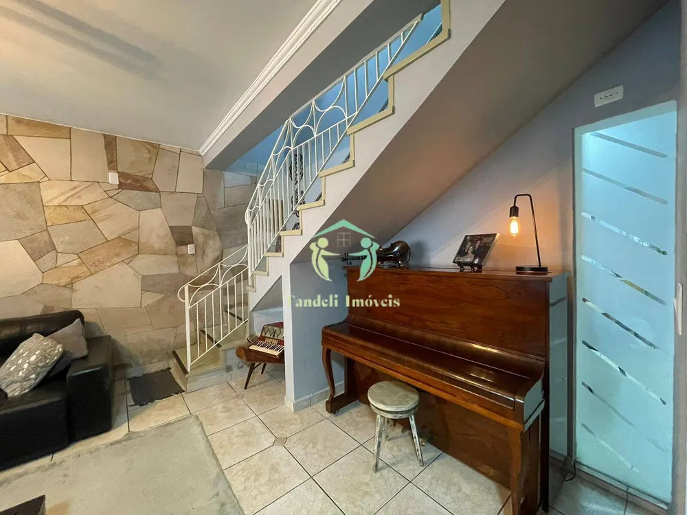 Sobrado, 3 quartos, 250 m² - Foto 1