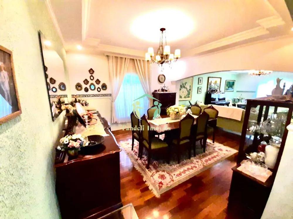 Casa, 4 quartos, 612 m² - Foto 1