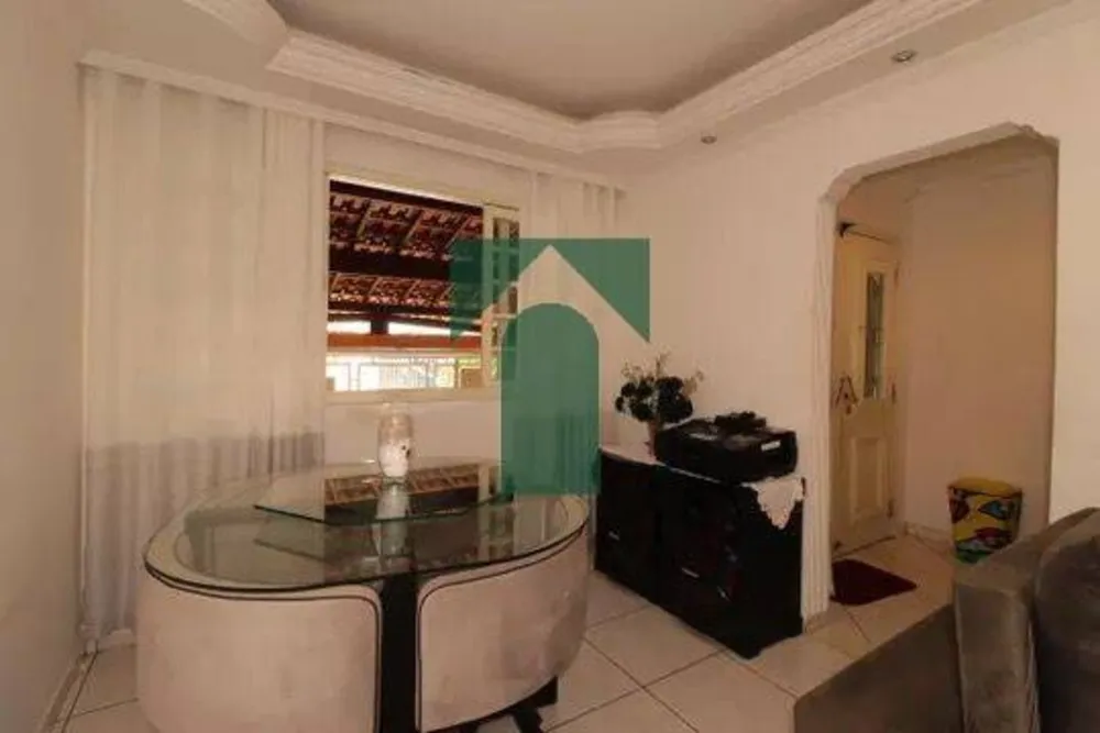 Casa, 3 quartos, 121 m² - Foto 2