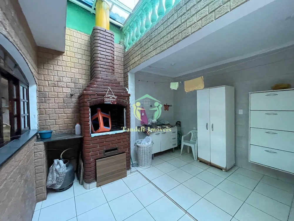 Sobrado, 3 quartos, 202 m² - Foto 2
