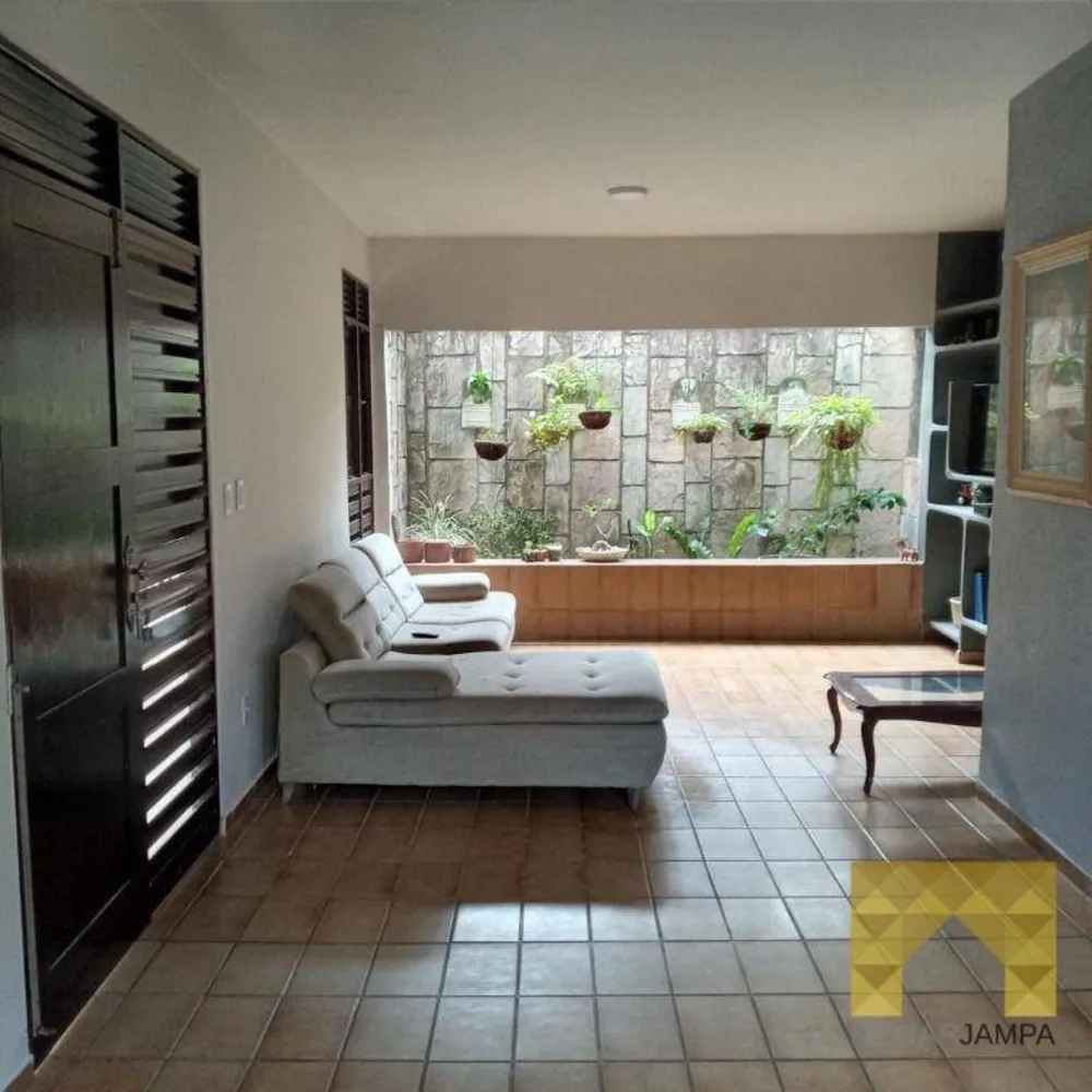 Casa, 4 quartos, 280 m² - Foto 1
