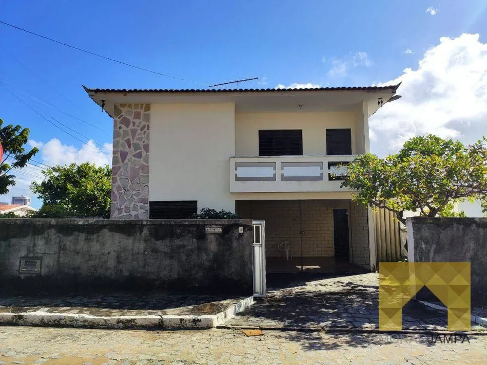 Casa, 4 quartos, 330 m² - Foto 1