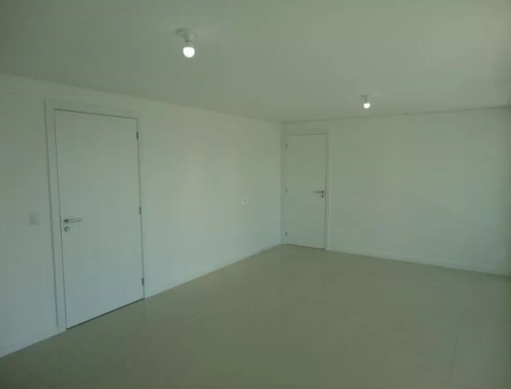 Apartamento à venda com 4 quartos, 162m² - Foto 4