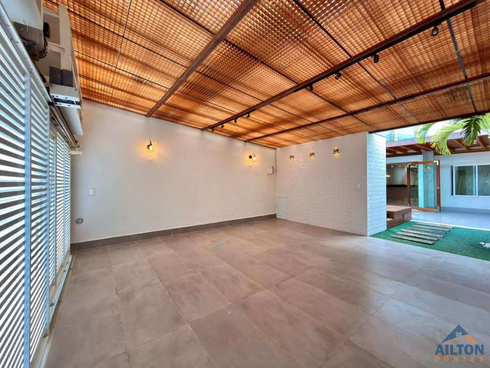 Casa, 4 quartos, 220 m² - Foto 2