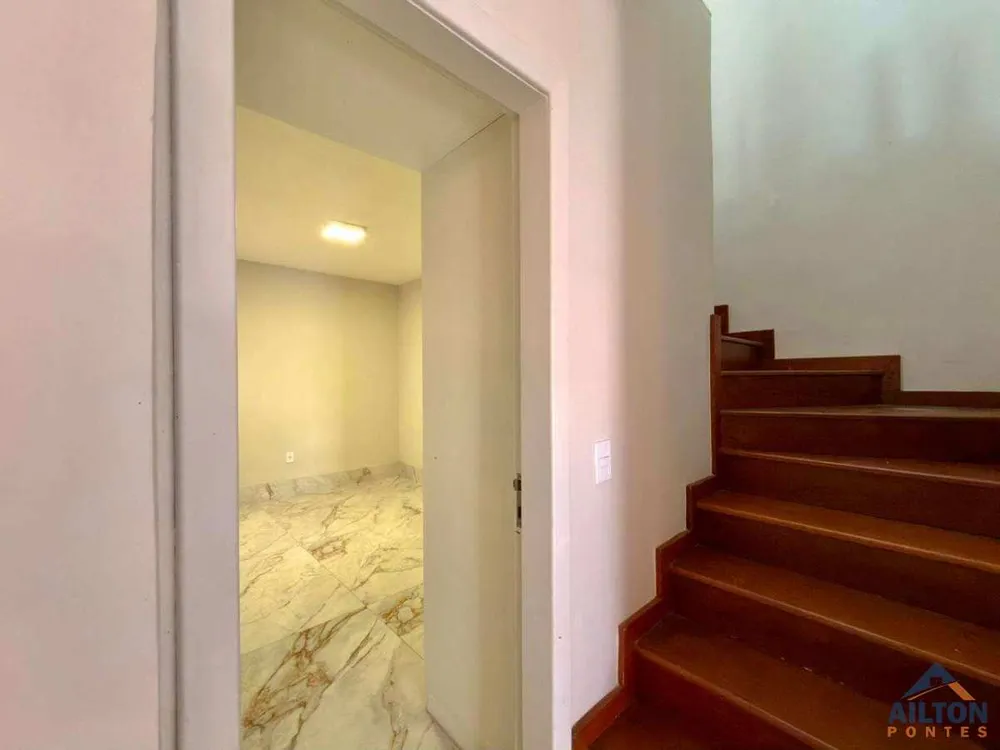 Casa, 4 quartos, 220 m² - Foto 12