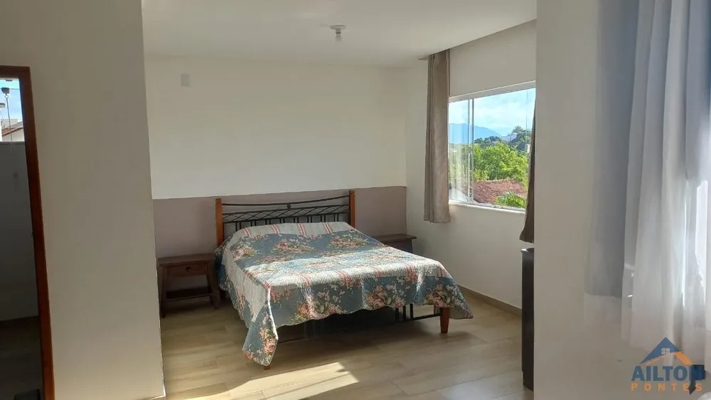 Casa, 5 quartos, 243 m² - Foto 9