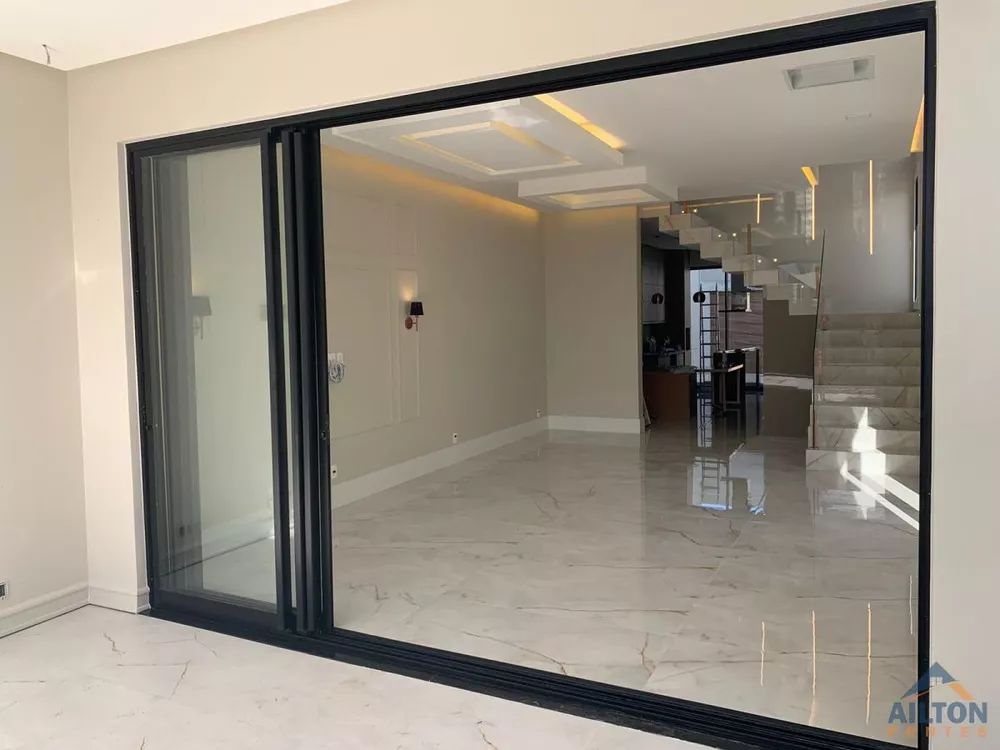 Casa, 3 quartos, 210 m² - Foto 2