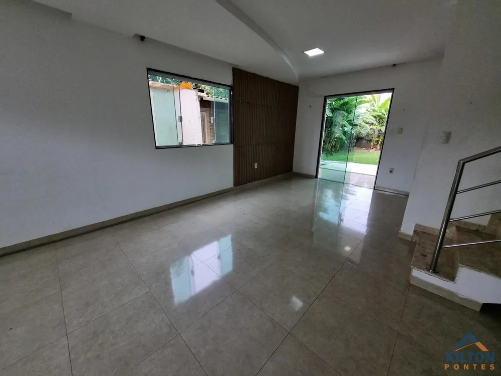 Casa, 3 quartos, 146 m² - Foto 2