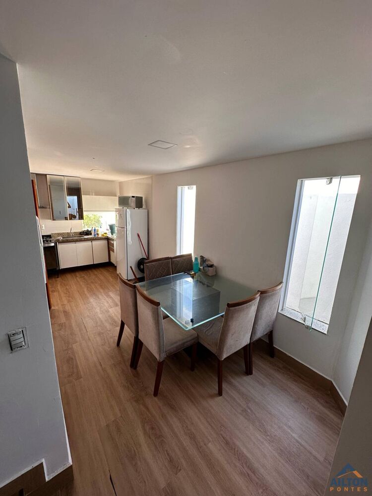 Casa à venda com 2 quartos, 85m² - Foto 5