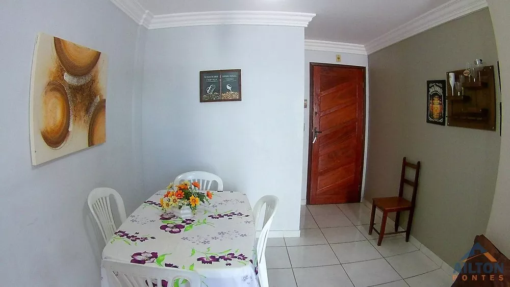 Apartamento à venda com 2 quartos, 75m² - Foto 4