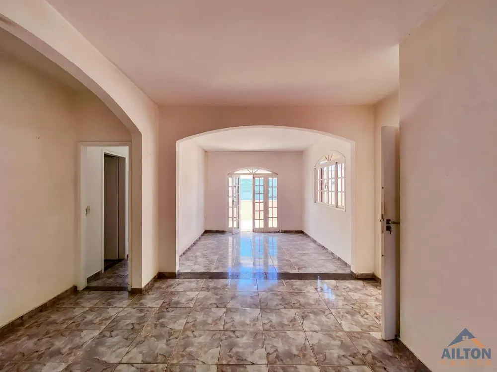 Casa, 3 quartos, 128 m² - Foto 4