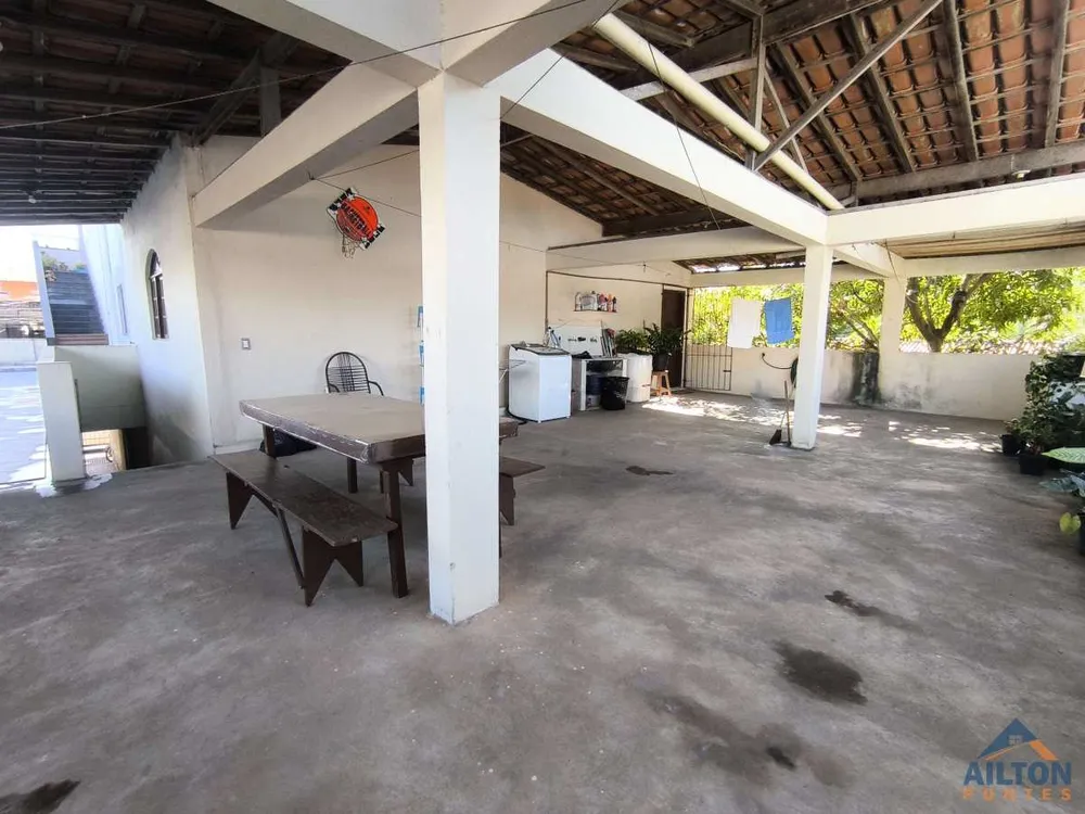 Casa, 6 quartos, 300 m² - Foto 9
