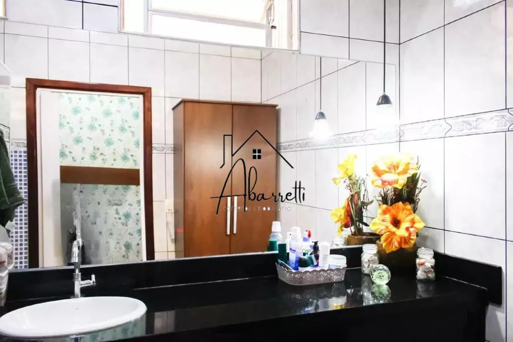 Casa, 3 quartos, 192 m² - Foto 1