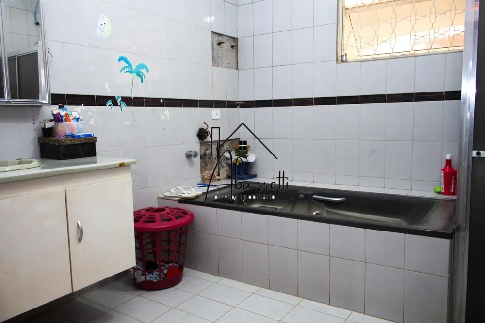 Casa, 2 quartos, 290 m² - Foto 1
