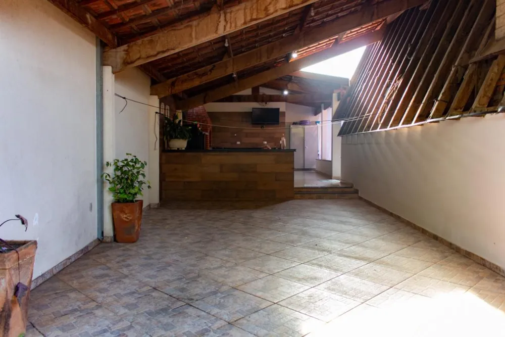 Casa, 3 quartos, 173 m² - Foto 1