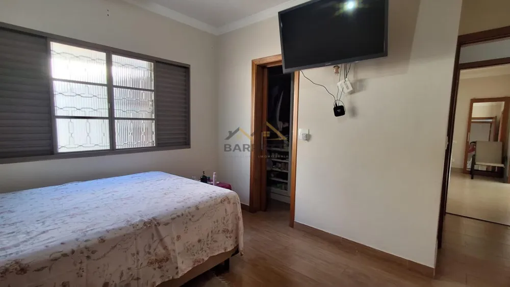 Casa, 4 quartos, 207 m² - Foto 2