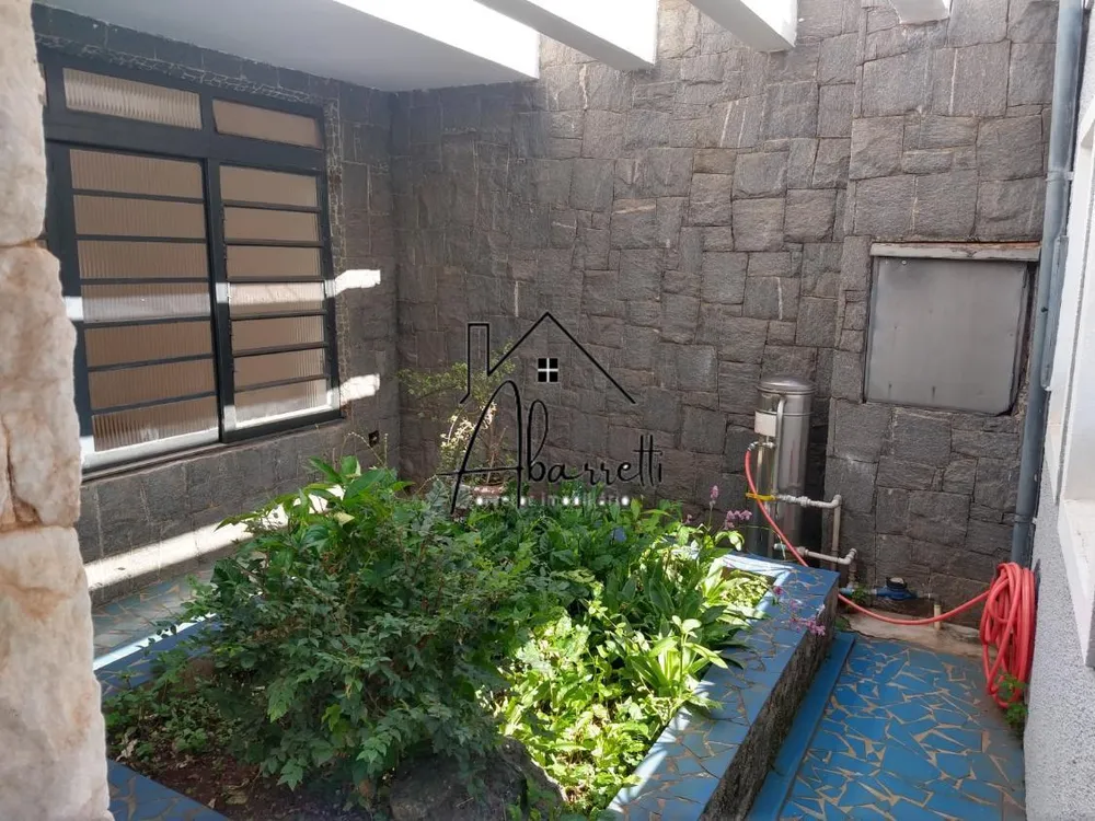 Casa, 4 quartos, 254 m² - Foto 1