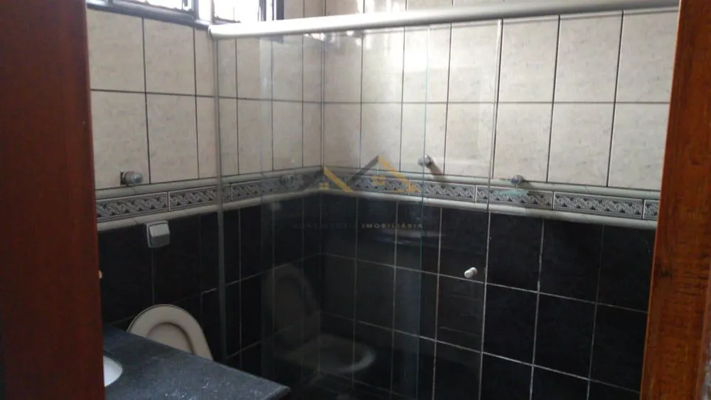 Sobrado, 3 quartos, 245 m² - Foto 1