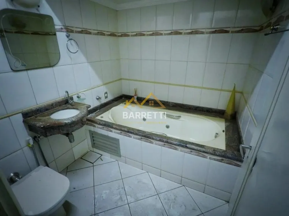 Casa, 5 quartos, 195 m² - Foto 2
