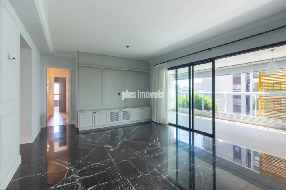 Apartamento, 3 quartos, 137 m² - Foto 1