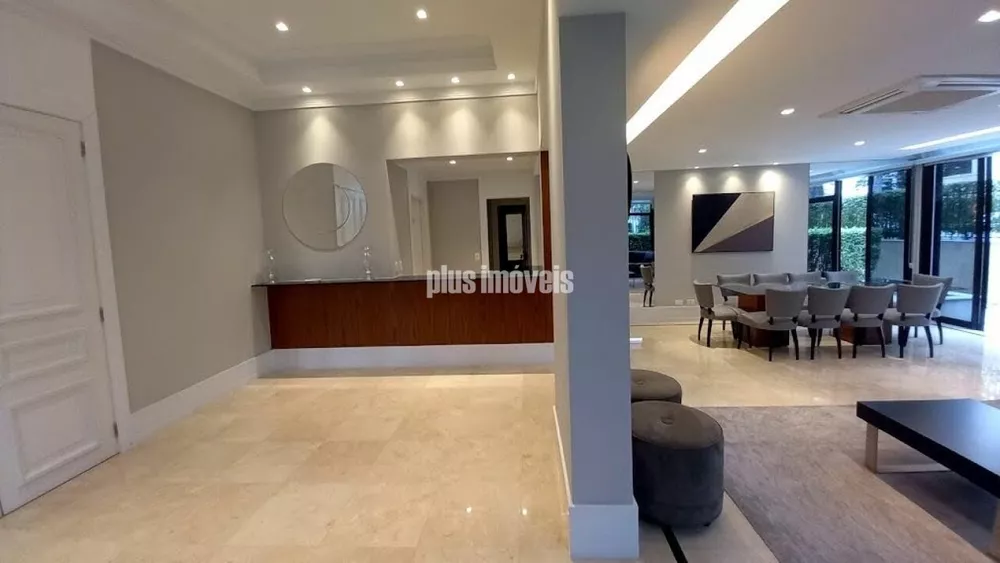 Apartamento à venda com 4 quartos, 257m² - Foto 2