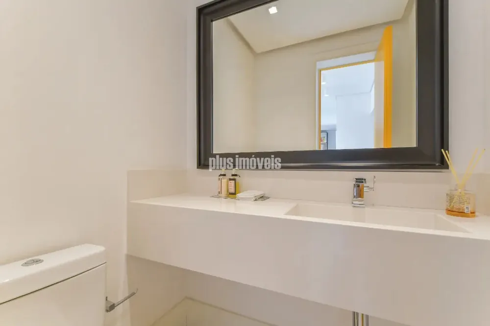 Apartamento, 3 quartos, 209 m² - Foto 1