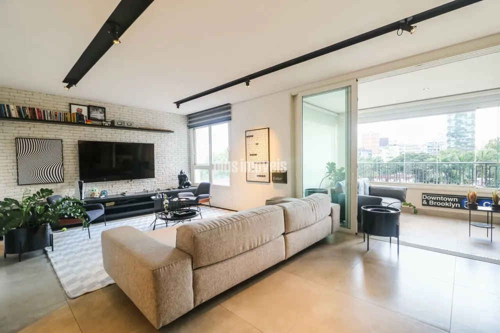 Apartamento, 3 quartos, 212 m² - Foto 1