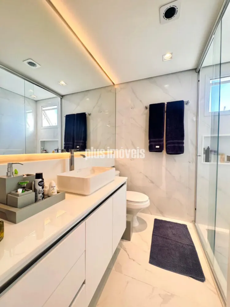 Apartamento, 3 quartos, 130 m² - Foto 1