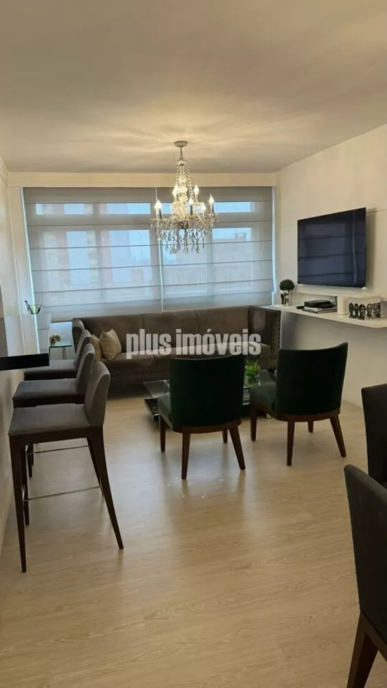 Apartamento à venda com 2 quartos, 100m² - Foto 2