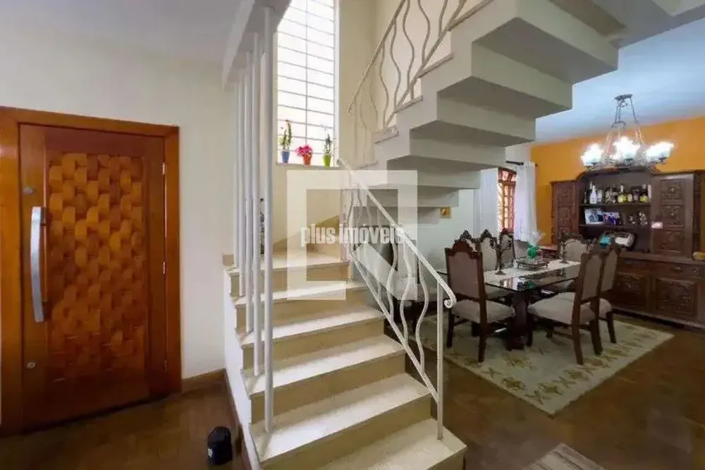 Casa, 3 quartos, 217 m² - Foto 3
