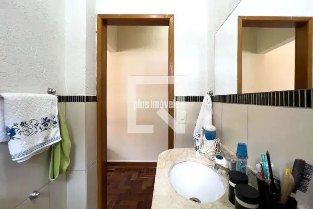 Casa, 3 quartos, 217 m² - Foto 2