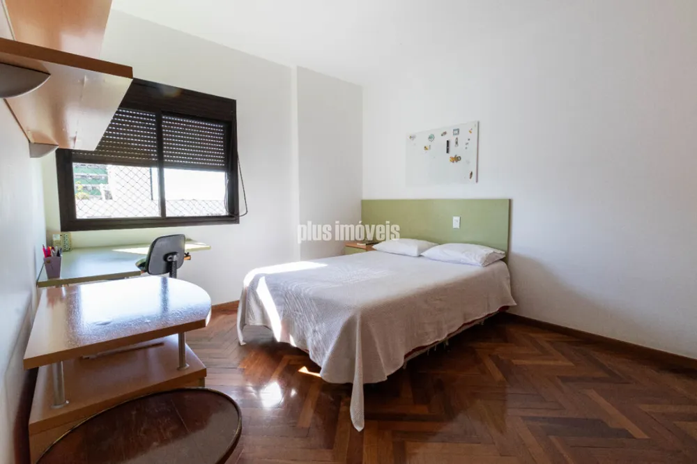 Apartamento, 4 quartos, 247 m² - Foto 1