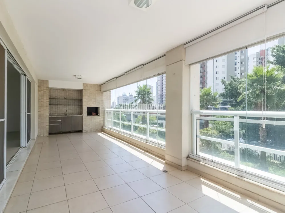 Apartamento, 3 quartos, 210 m² - Foto 1