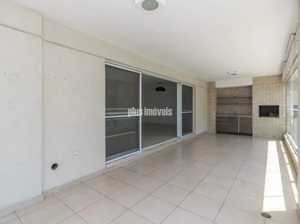 Apartamento, 3 quartos, 210 m² - Foto 2