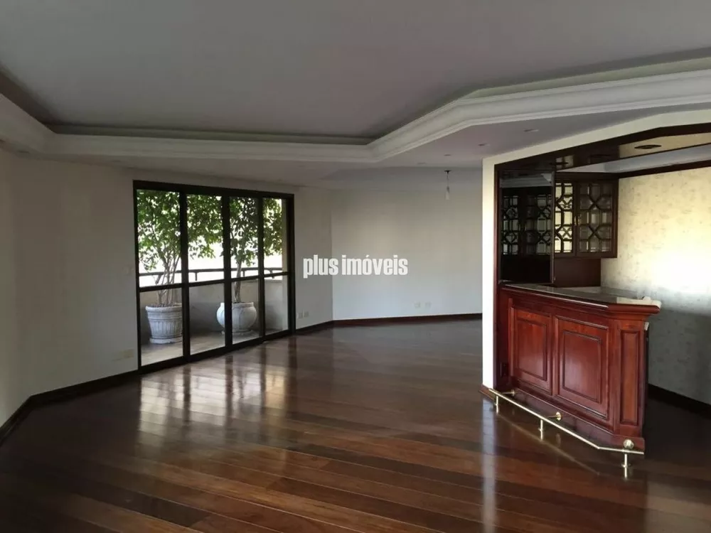 Apartamento à venda com 4 quartos, 379m² - Foto 2