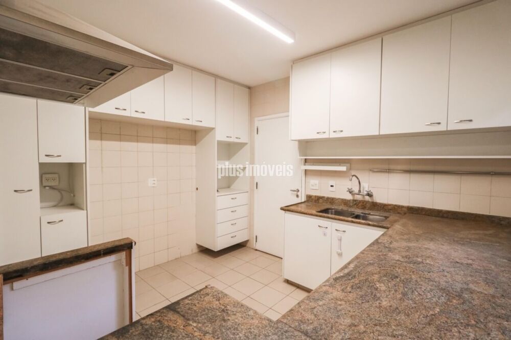 Casa à venda com 4 quartos, 356m² - Foto 11