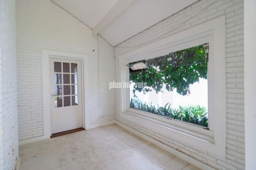 Casa à venda com 4 quartos, 356m² - Foto 3